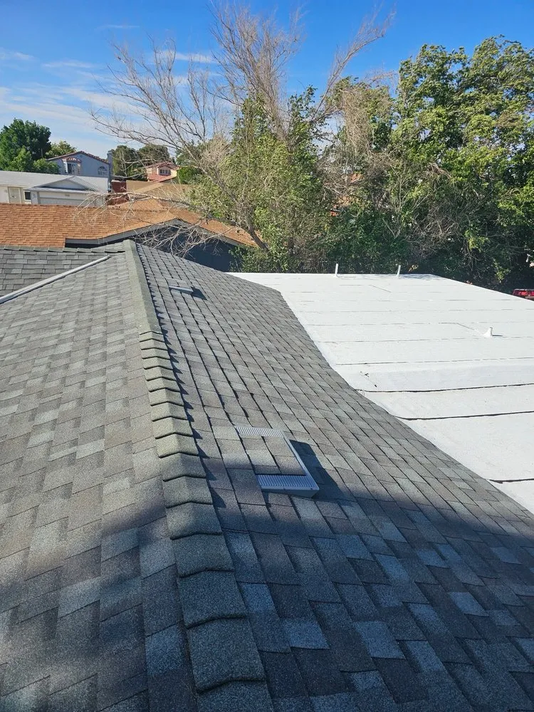 Slide of Arias Roofing Corp