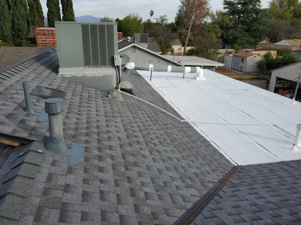 Slide of Arias Roofing Corp