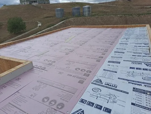 Arias Roofing Corp Logo