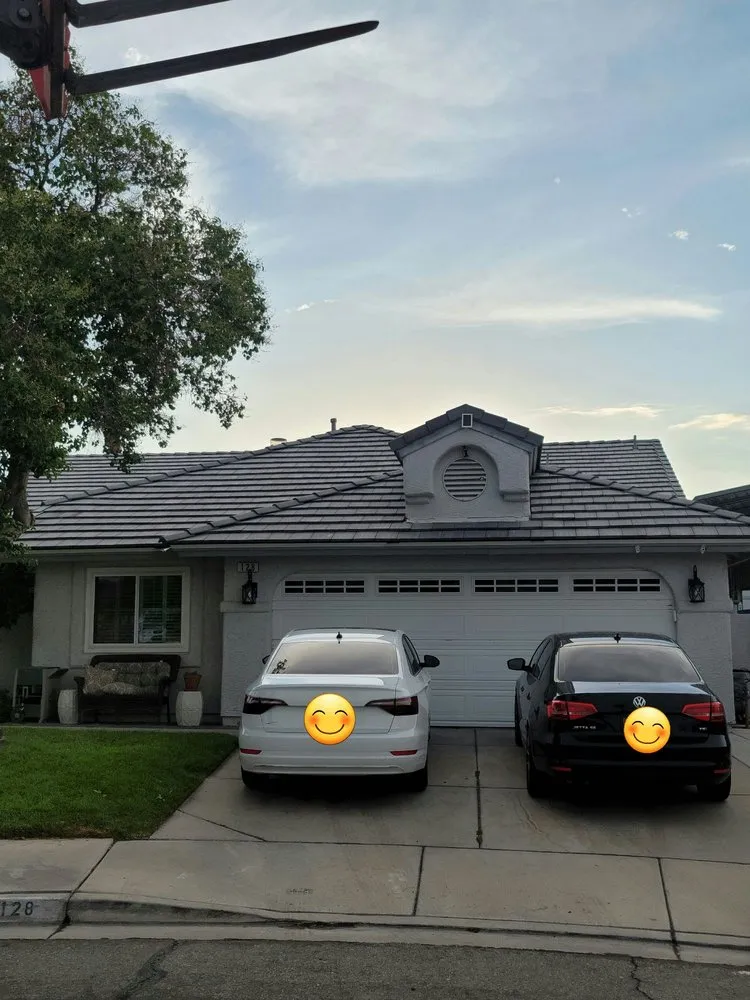 Slide of Ariat Roofing