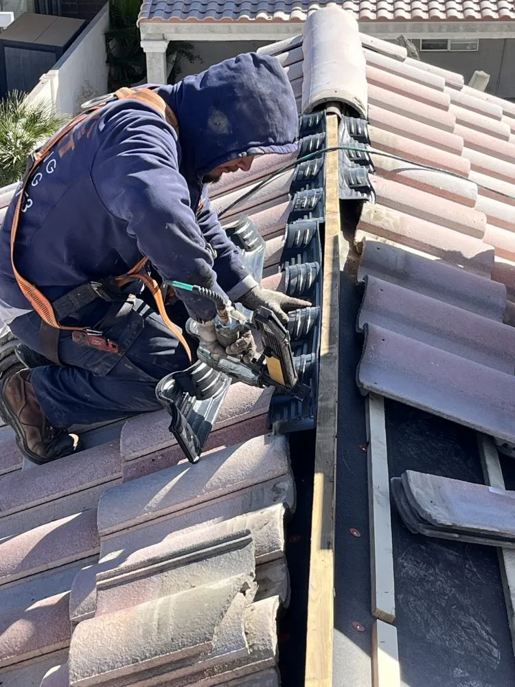 Slide of Ariat Roofing