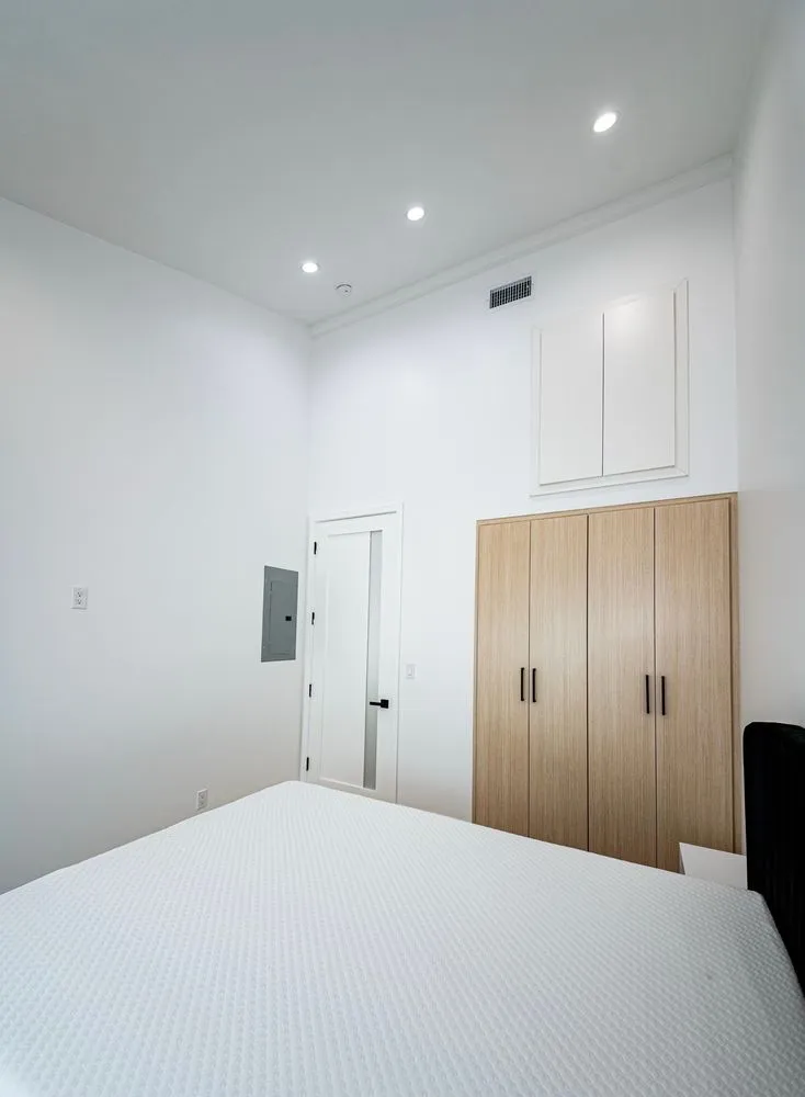 Slide of Ariellie Remodel and Build