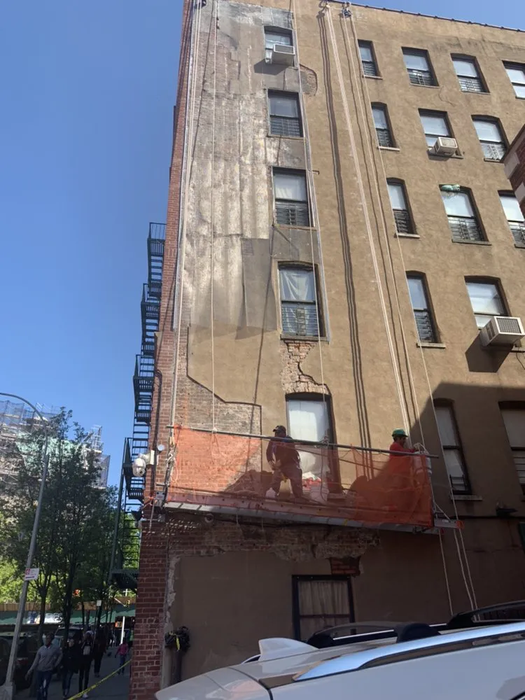 Slide of Ark general construction