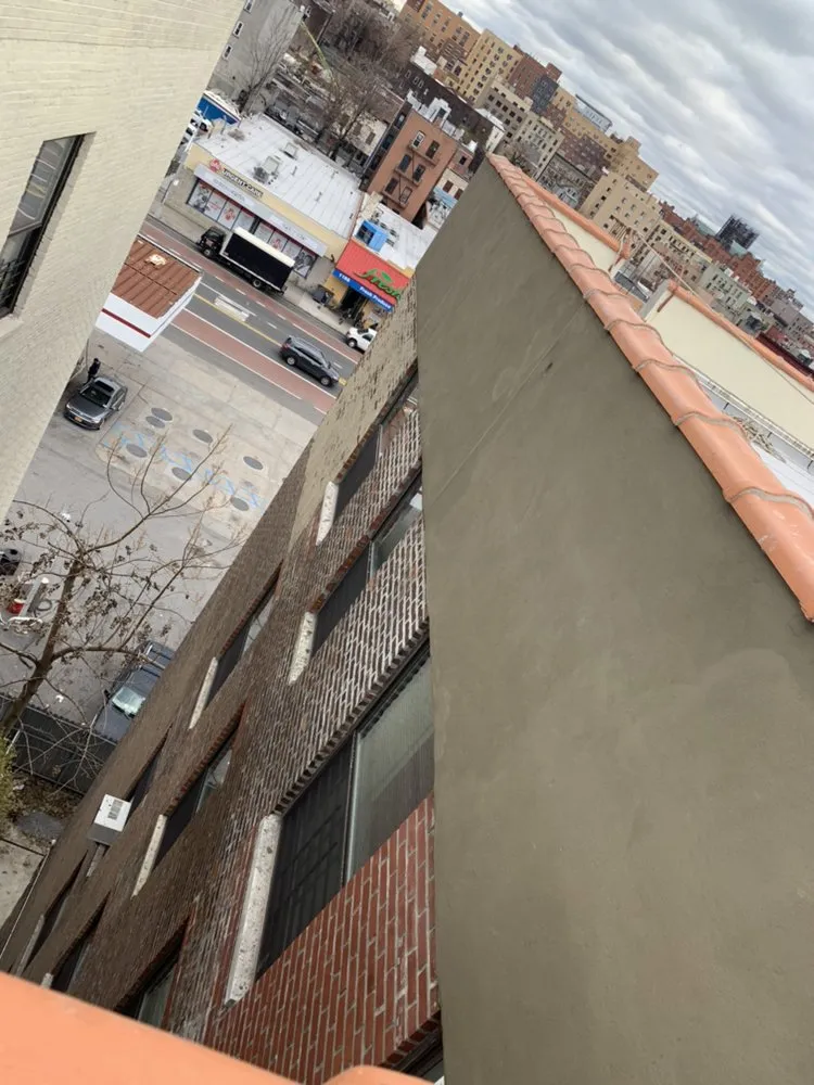 Slide of Ark general construction