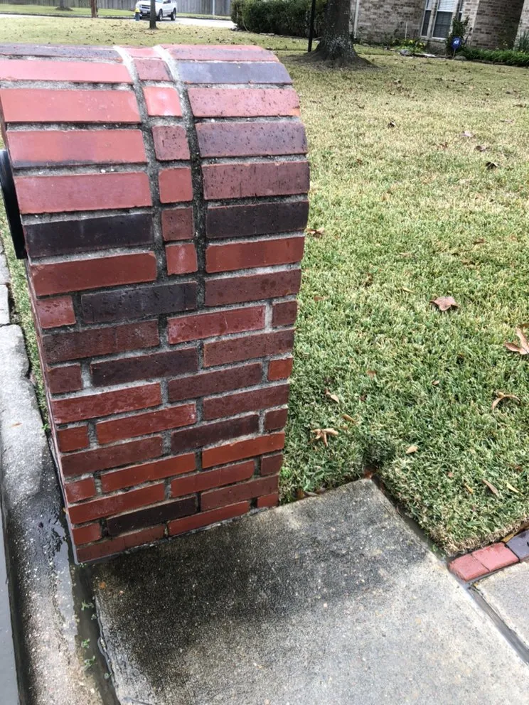 Slide of Ark Power Washing