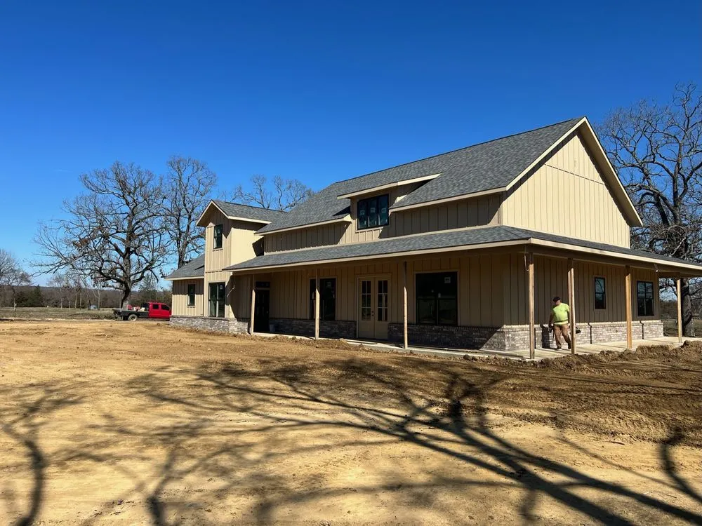 Local roof installation for fast service across Huntington, AR - Arkansas Land Management