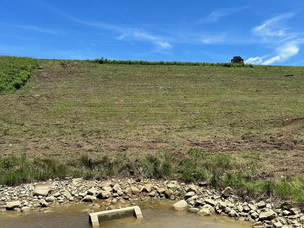 Trusted flat roof repair near you across Huntington, AR - Arkansas Land Management