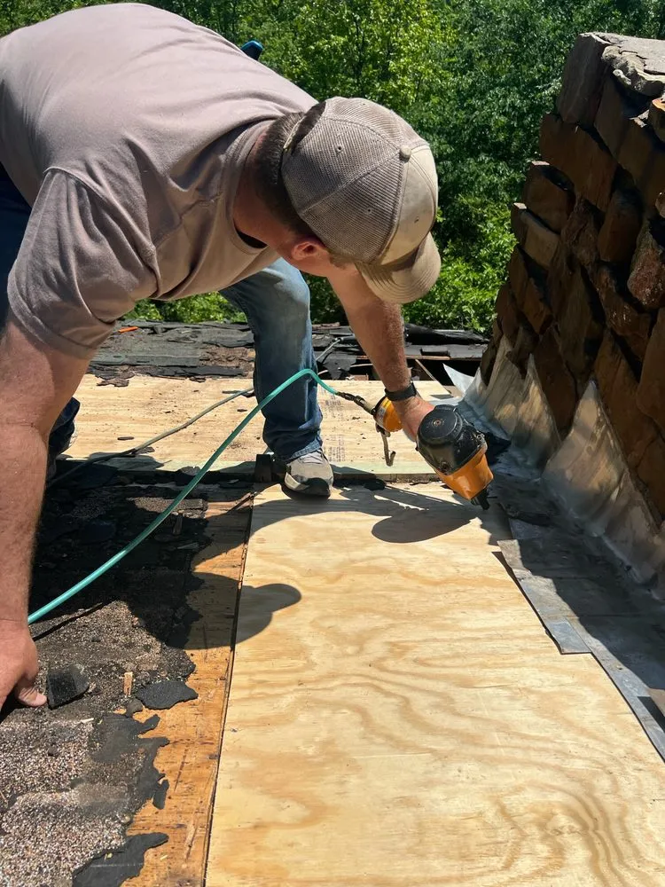 Expert metal roofing installation experts serving Huntington, AR - Arkansas Land Management