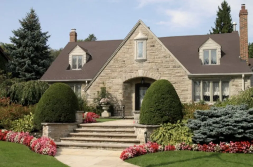 Slide of Ark's Roofing