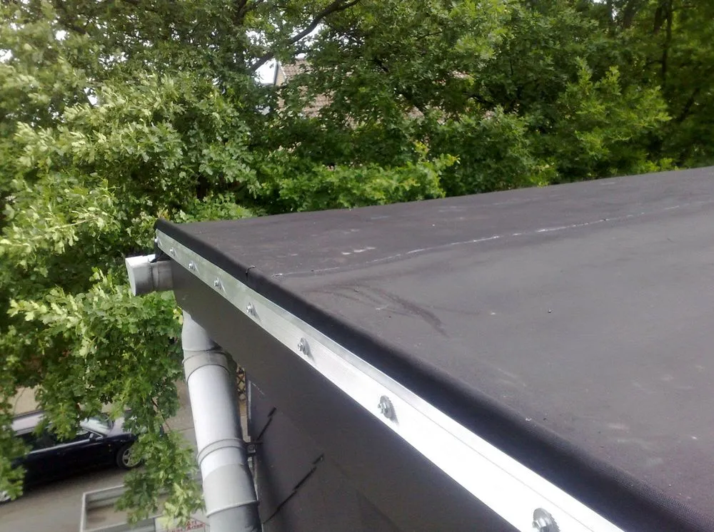 Slide of Arlanza Roofing