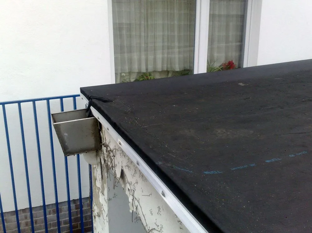 Slide of Arlanza Roofing