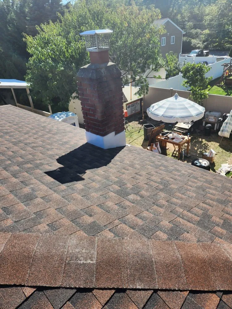 Slide of Arlo Roofing