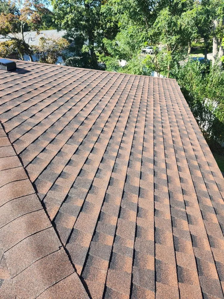 Slide of Arlo Roofing