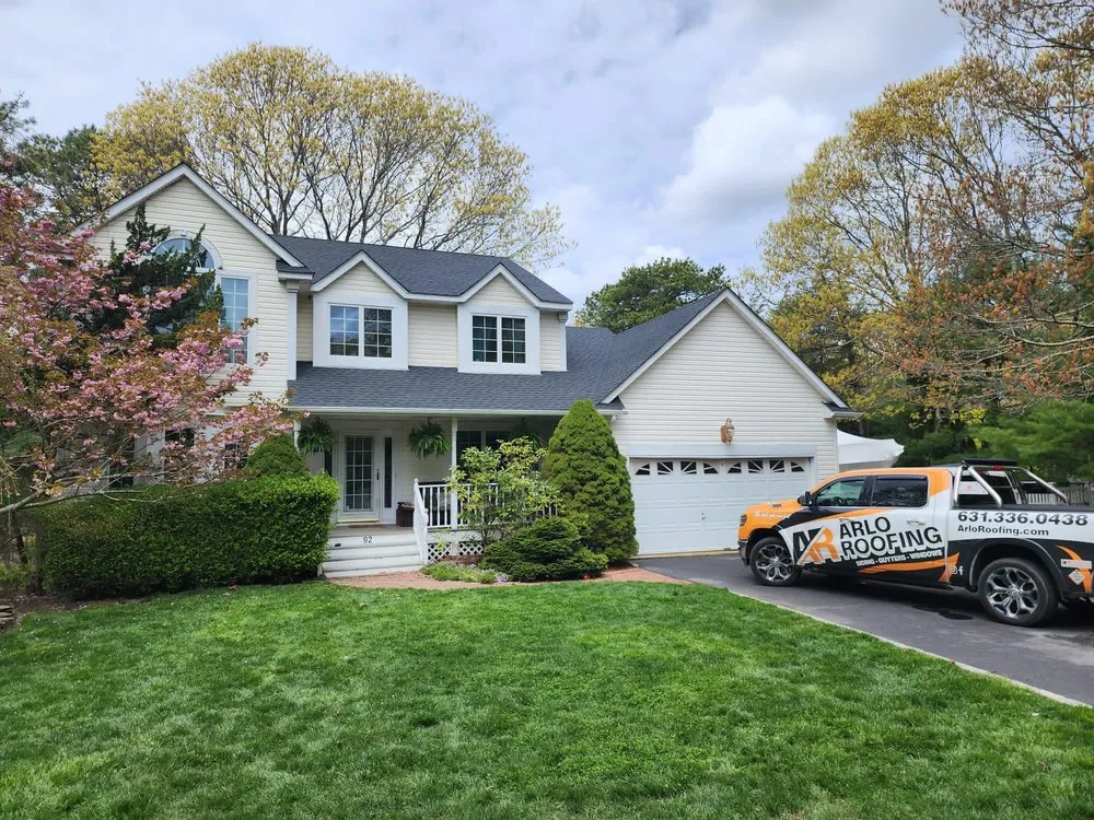 Slide of Arlo Roofing