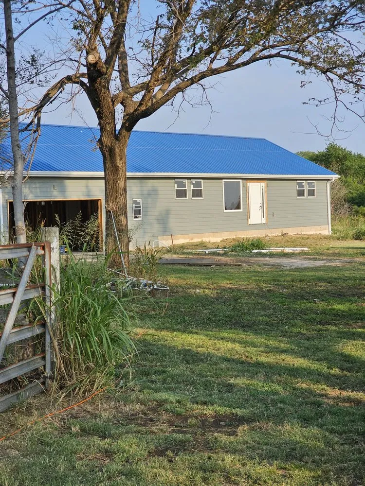 Slide of Armadillo Construction