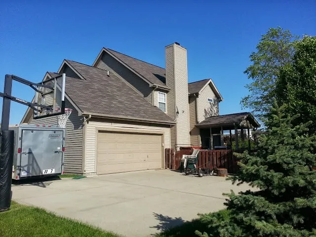 Slide of Armadillo Roofing LLC