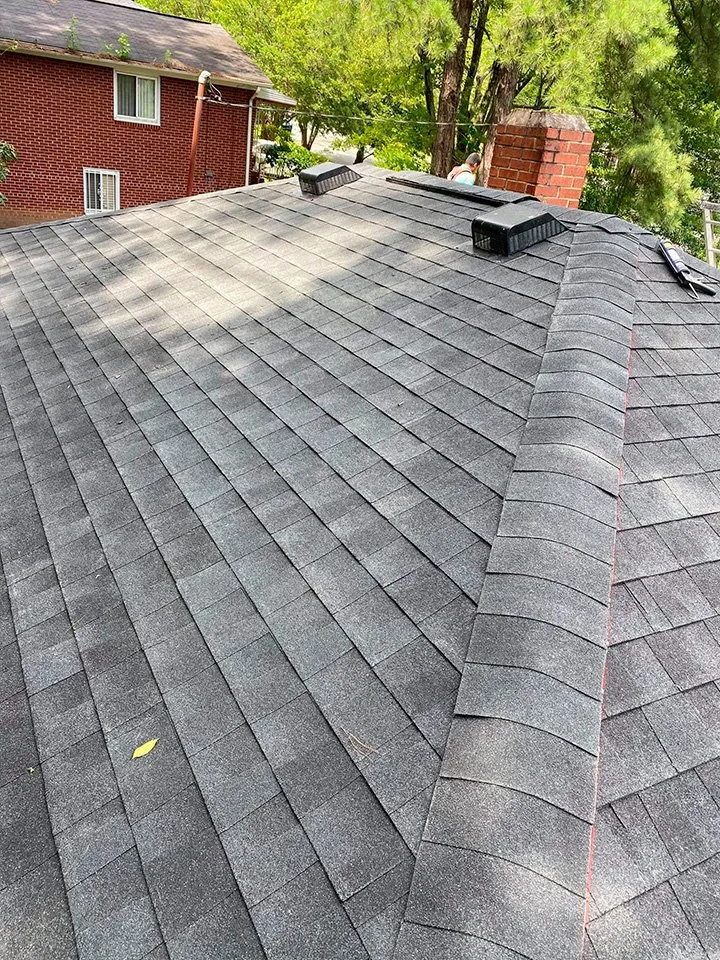 Slide of Armando Sanchez Roofing