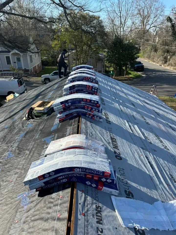 Slide of Armando Sanchez Roofing