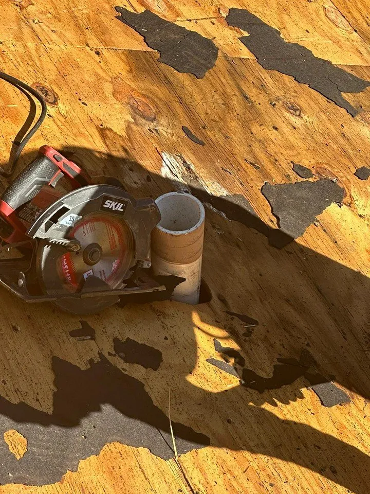 Slide of Armando Sanchez Roofing