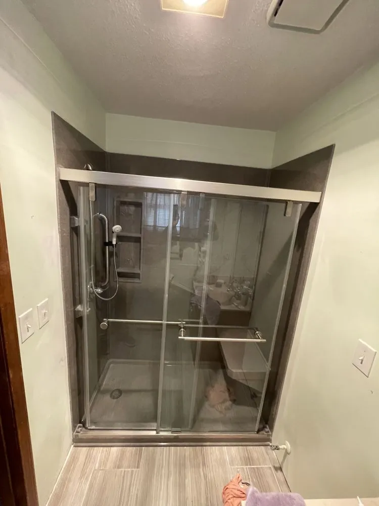 Slide of Armandos Renovations