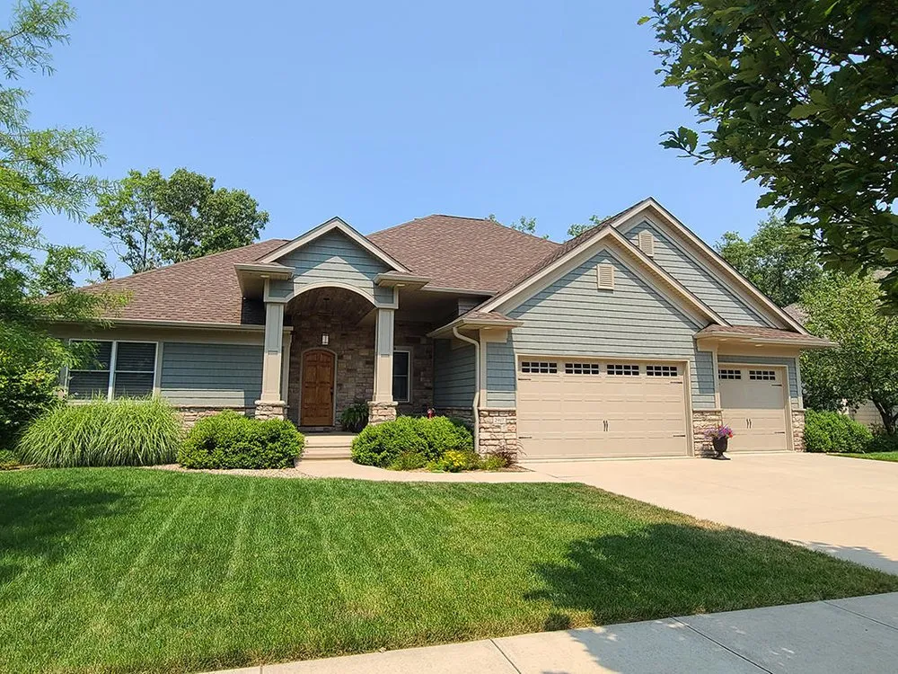 Slide of Armor Construction Inc - Roofing & Siding