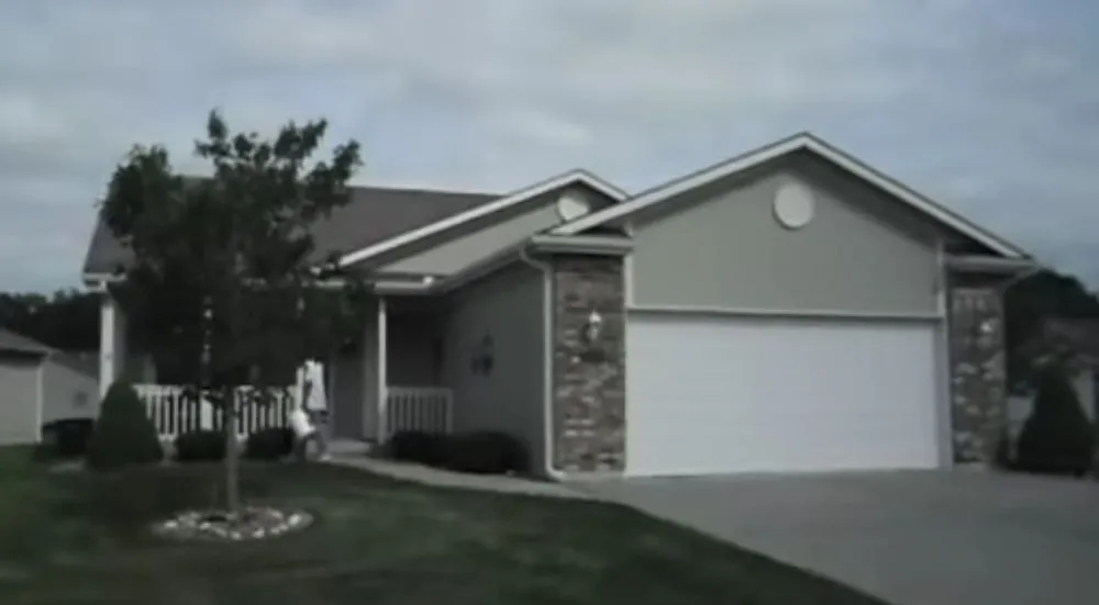 Slide of Armor Roofing - Independence