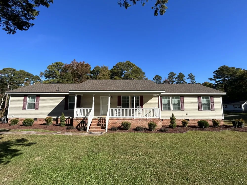 Emergency roof inspection in Yorktown, VA - Armor Roofing
