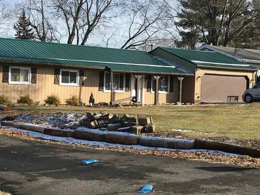 Top-rated roof leak repair in Avonmore, PA - Armstrong Home Improvements