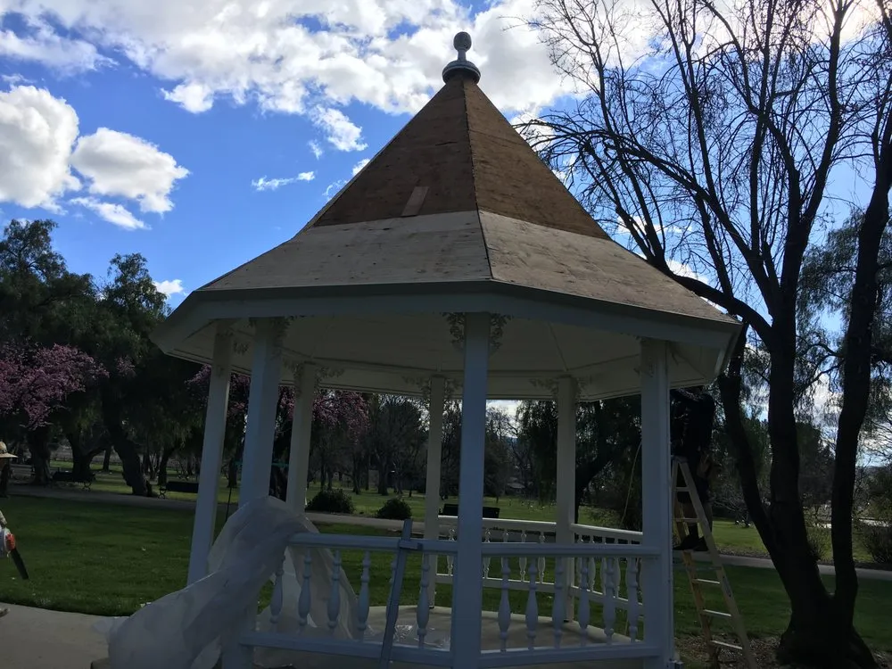 Slide of Armtrout's Custom Roofing