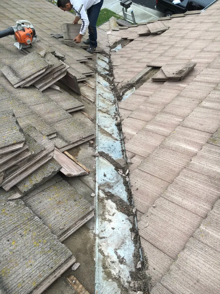 Slide of Armtrout's Custom Roofing