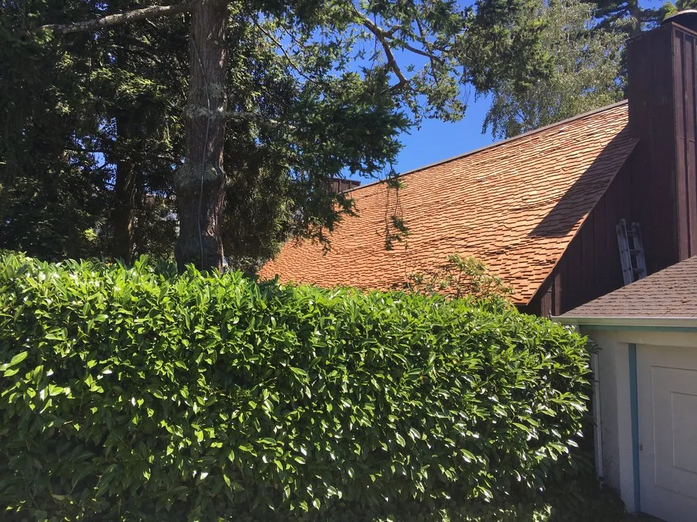 Slide of Armtrout's Custom Roofing