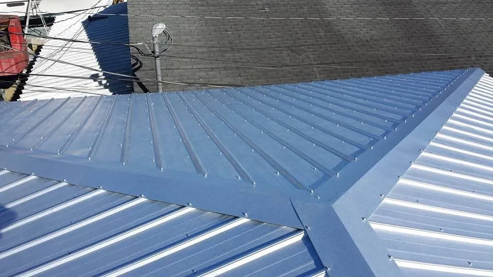 Slide of Arnold & Sons Exteriors