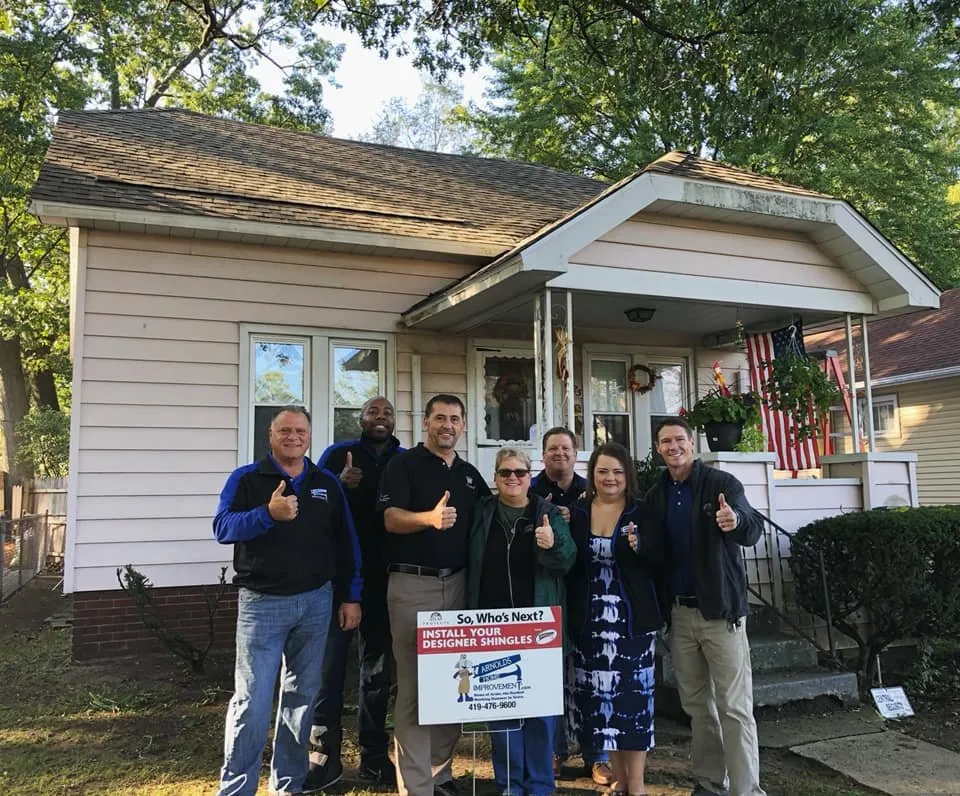 Slide of Arnolds Home Improvement