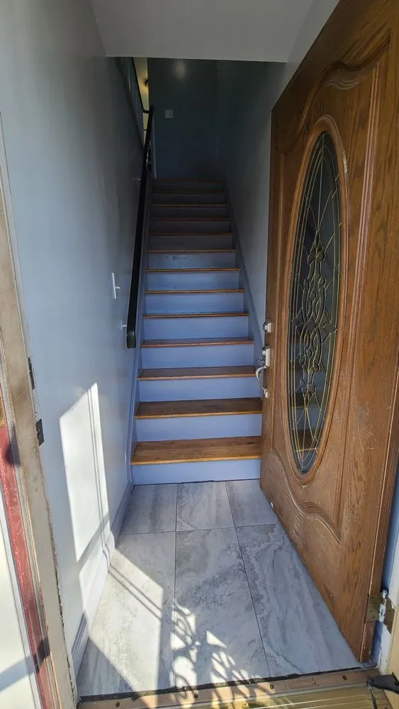 Slide of Aron Perez Construction