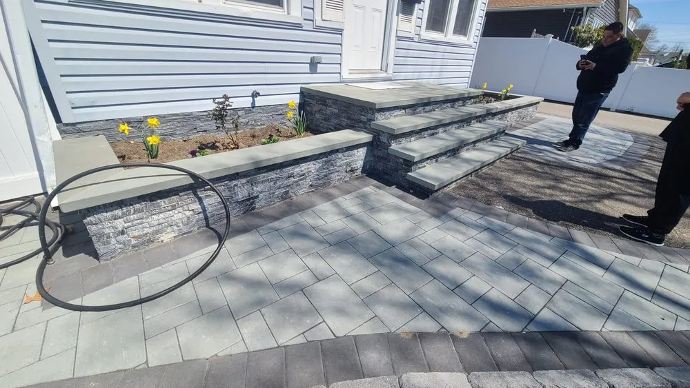 Slide of Aron Perez Construction