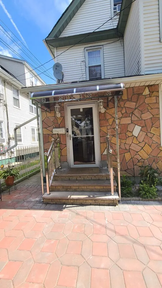 Slide of Aron Perez Construction