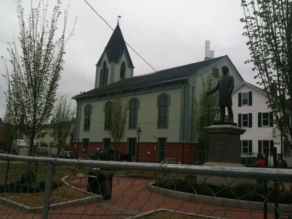 Slide of Arone Exteriors