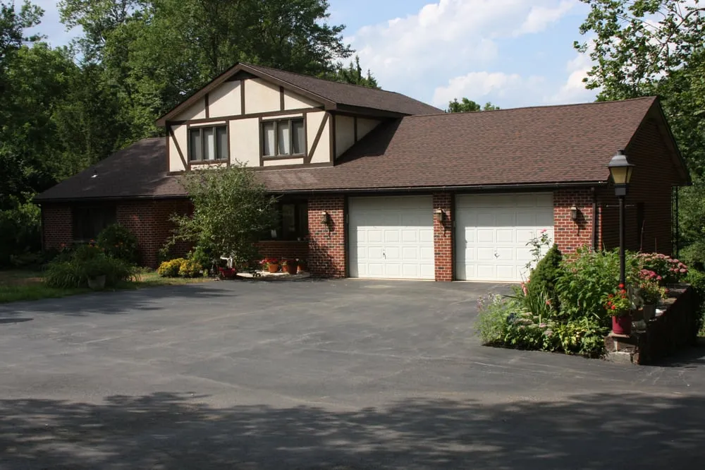 Slide of Aronson Roofing and Siding