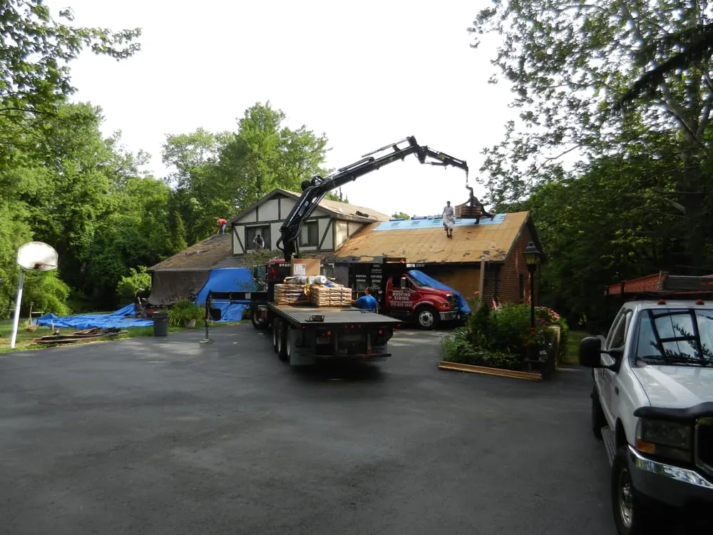 Slide of Aronson Roofing and Siding