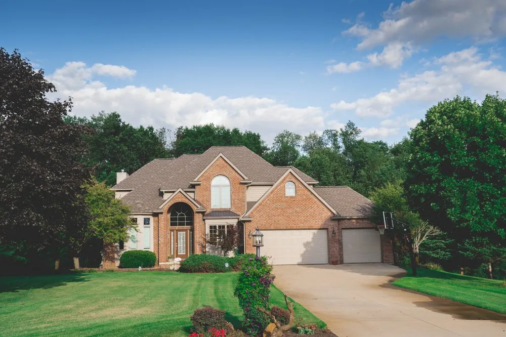 Slide of Arrow Roofing Services