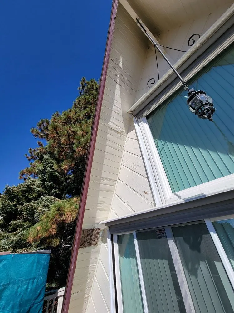 Emergency shingle roofing service in Twin Peaks, CA by Arrowhead Roofing