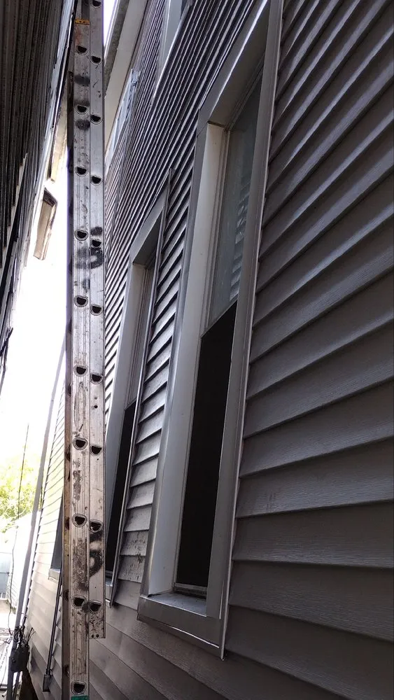 Slide of Arroyo's Roofing & Construction