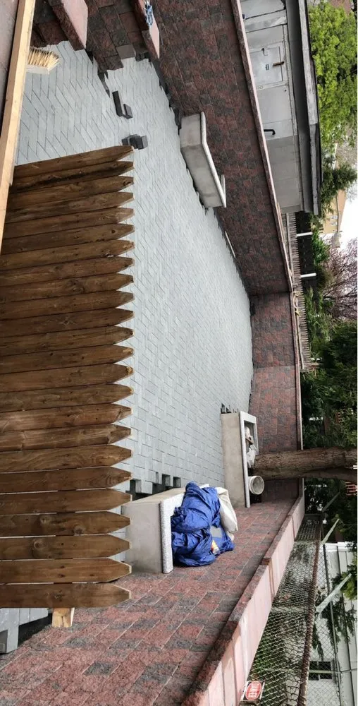 Slide of Artic Construction