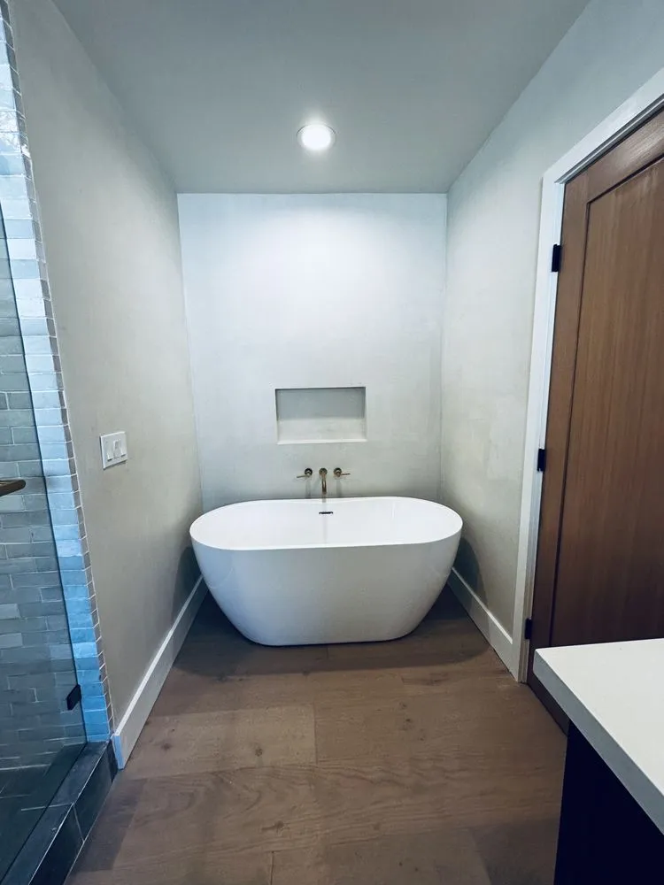 Slide of Artisan & Co.