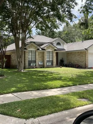 Artisan Exteriors Logo