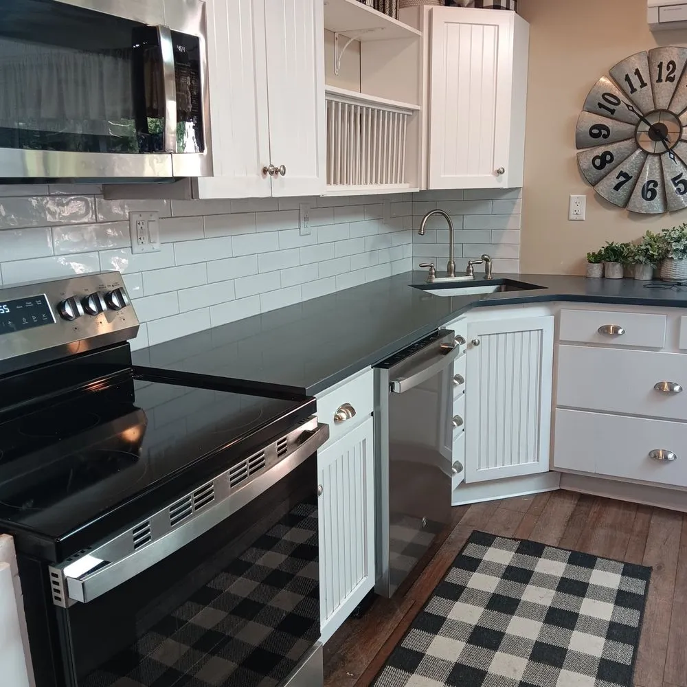 Slide of Artistry Works Contracting