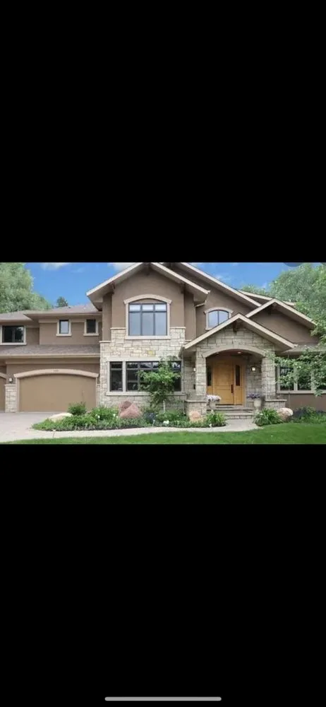 Slide of Artistry Works Contracting