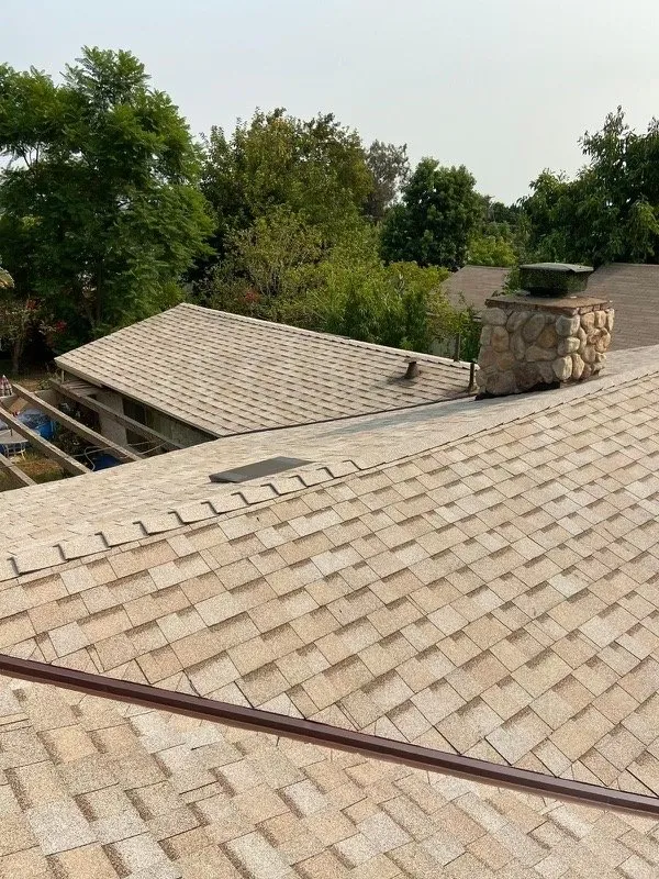 Licensed roof leak repair for fast service in San Fernando Valley, CA by Artizmo Builders