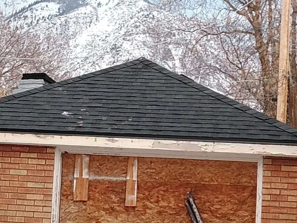 Slide of Arturos Roofing