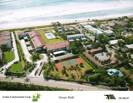 Aruba Construction & Roofing Logo